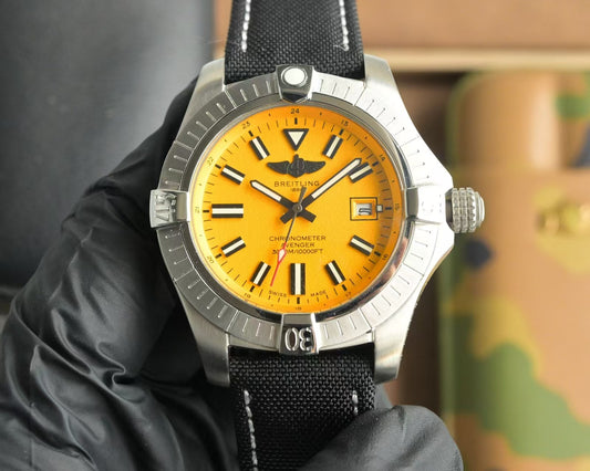 Avenger 43mm SSNY YellowStk TF A2824