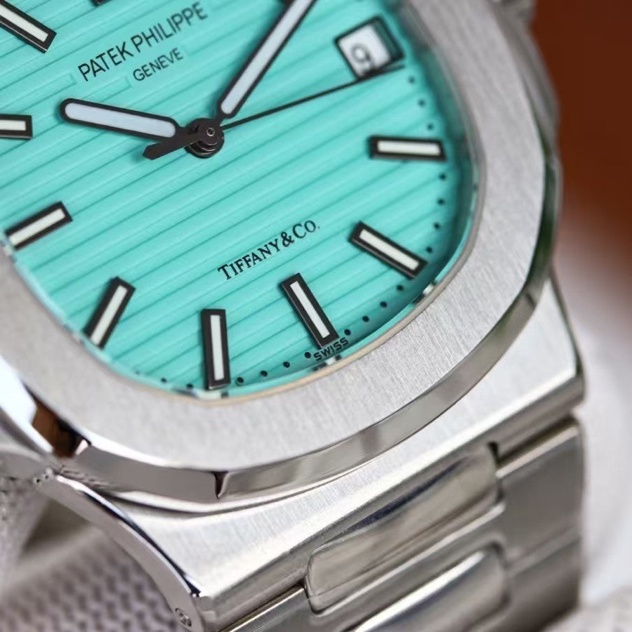 Nautilus 5711 40mm SS/SS Tiffany Blue Dial DDF DD330 Super Clone(SW Dial)