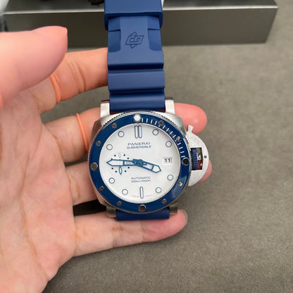 Submersible PAM1696 44mm SS/RU White Dial VSF P9000