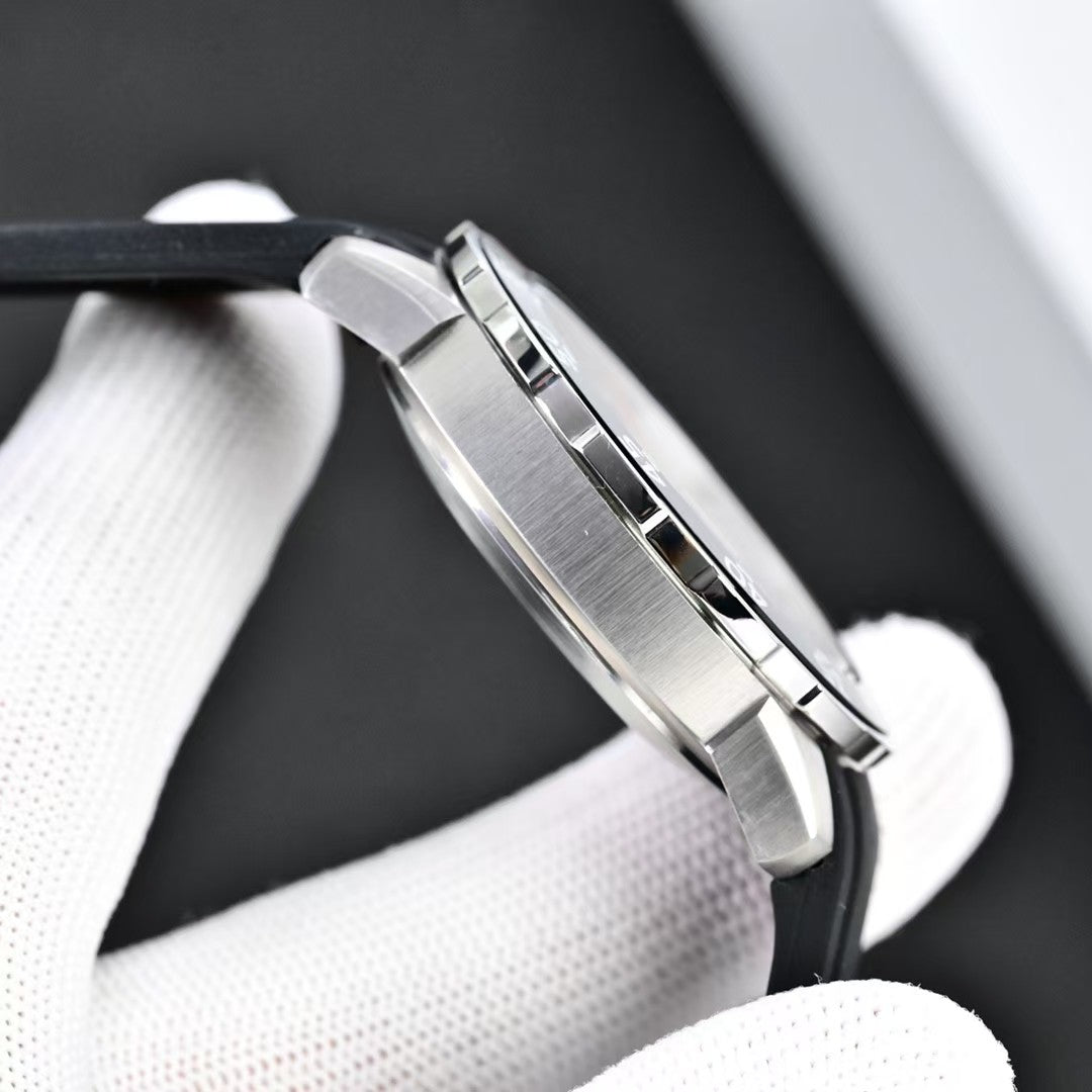 Aquatimer 44mm BlkWht bezel WhiteStk SSSS RSF A2892