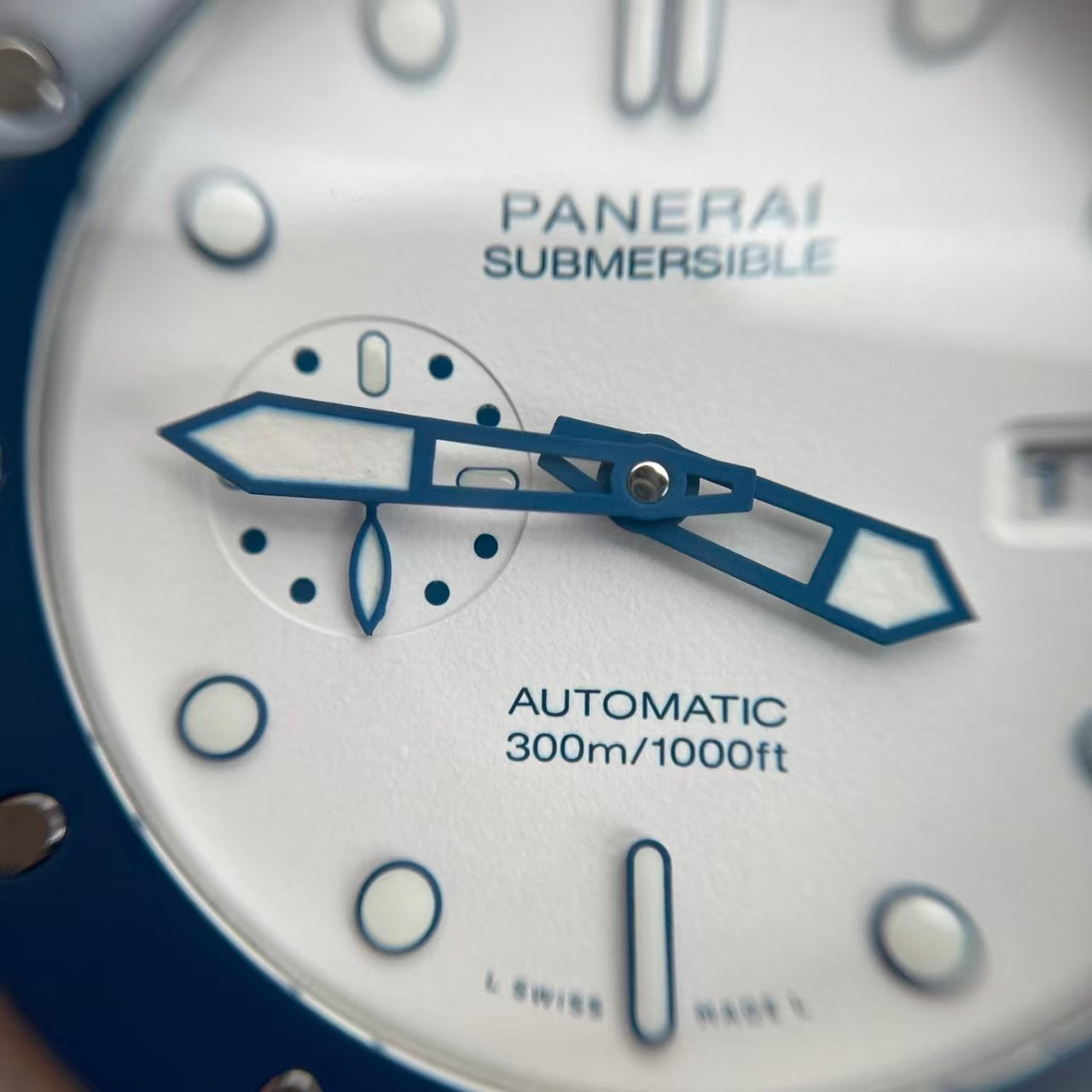 Submersible PAM1696 44mm SS/RU White Dial VSF P9000