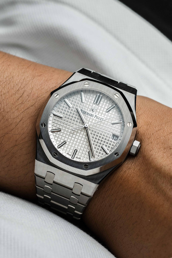Royal Oak 41mm 15500 SS/SS White/Stk OCTA SA4302 (Free Sprung)