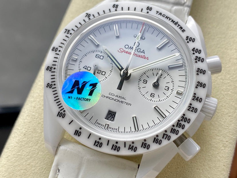 Speedmaster 44mm "White Side of The Moon" White Ceramic/LE N1F A9300