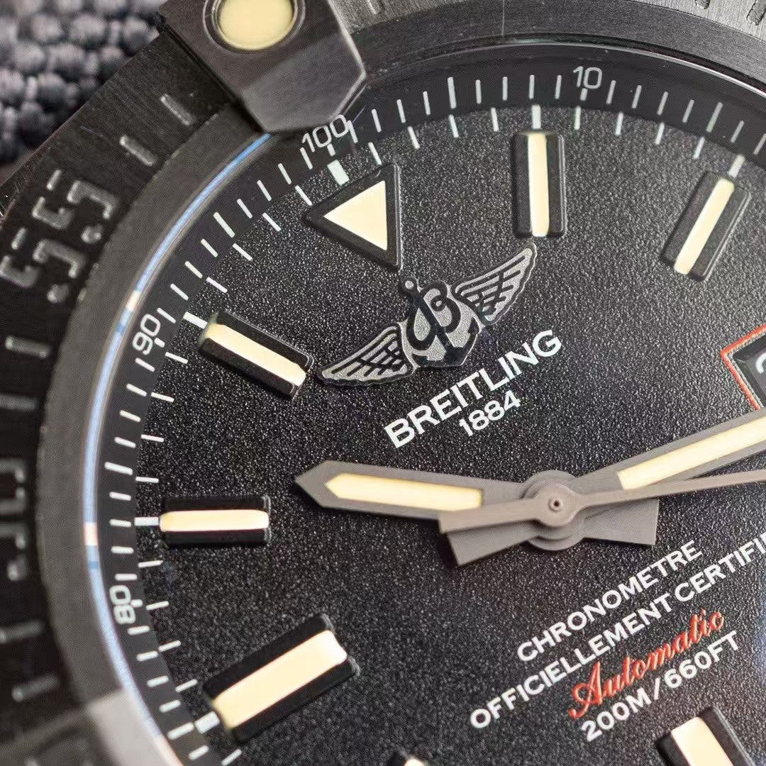Avenger BlackBird 44mm DLC/TI/NY Black Dial TF A2824