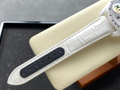 Speedmaster 44mm "White Side of The Moon" White Ceramic/LE N1F A9300