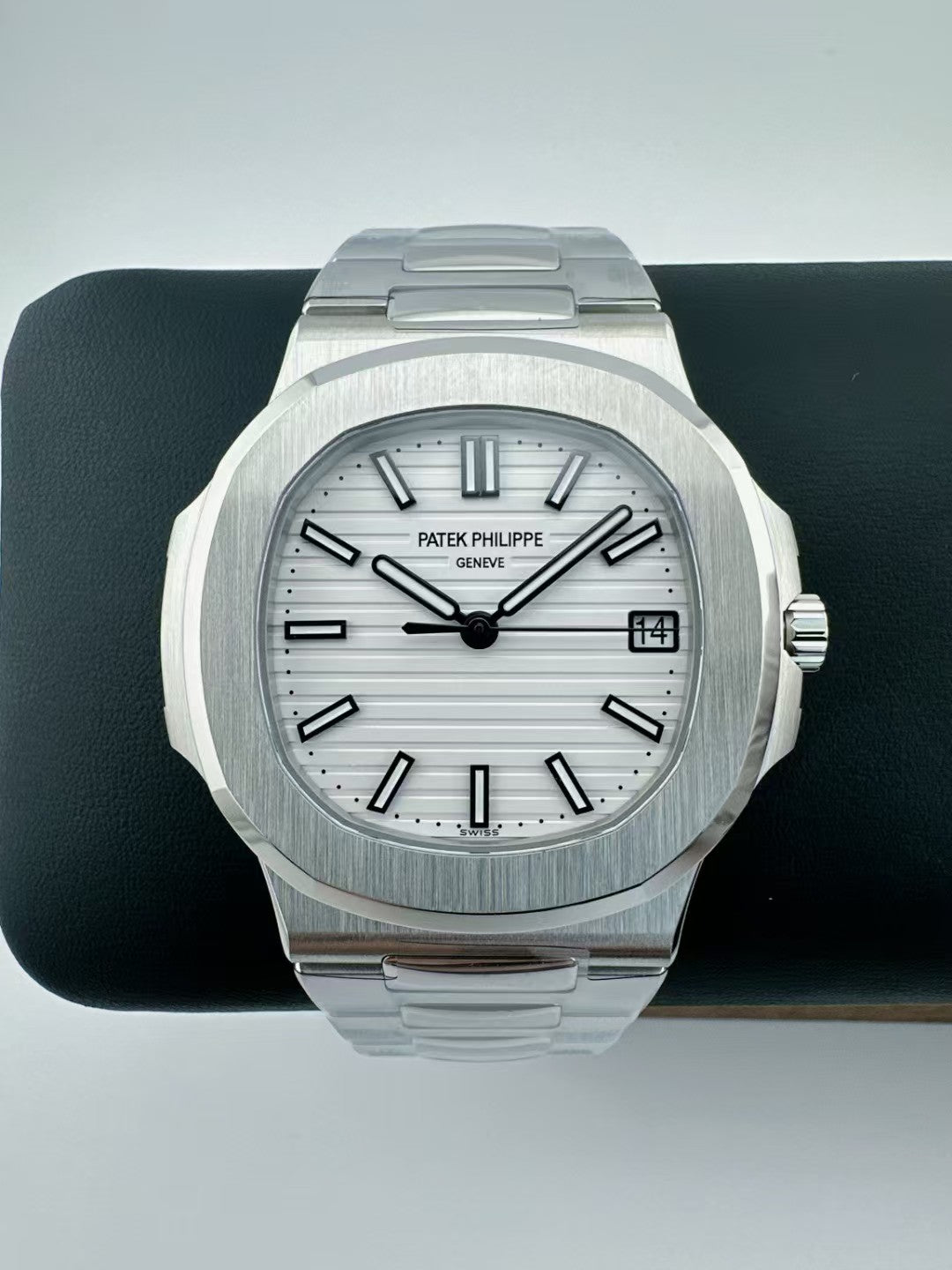 Nautilus 5711 40mm SS/SS White Dial DDF DD324 Super Clone(SW Dial)