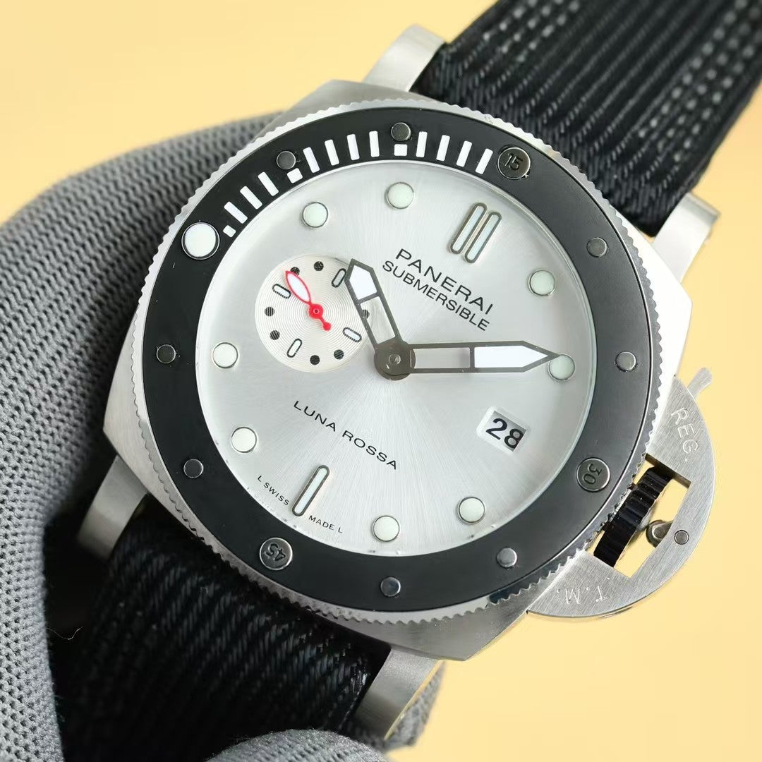 Submersible PAM1681 44mm SS/NY Silver Dial VSF P900