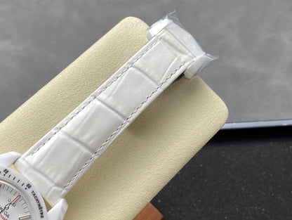 Speedmaster 44mm "White Side of The Moon" White Ceramic/LE N1F A9300