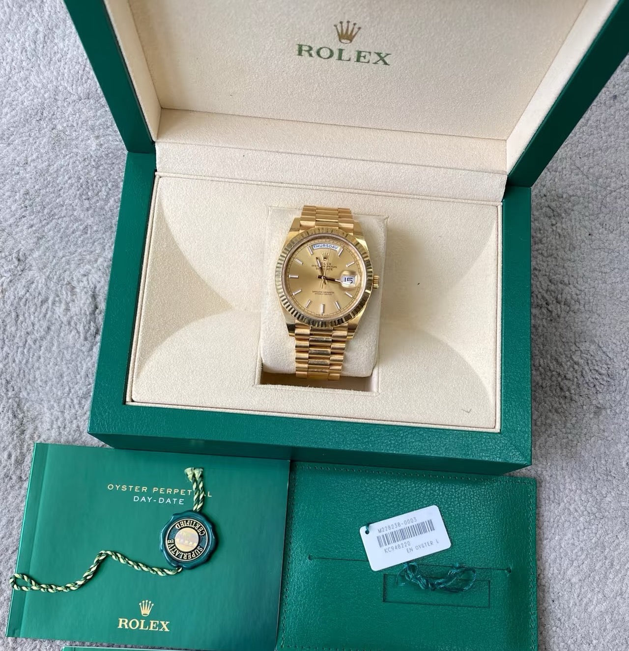 DayDate 228238 40mm YG/YG Gold/Stk VSF V2 DD3255 (Gain Weight Approx.182g)