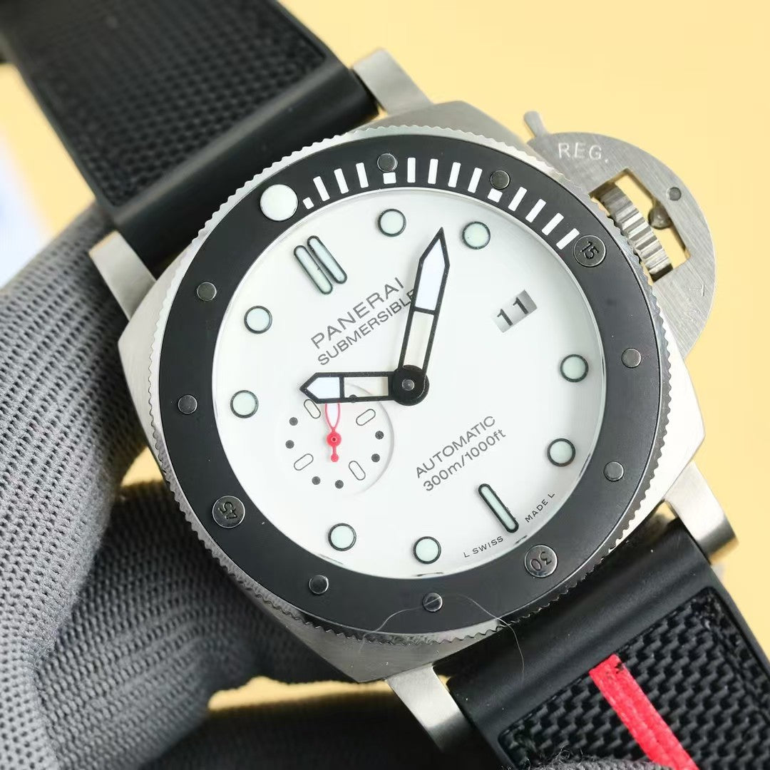 Submersible PAM1681 44mm SS/NY Silver Dial VSF P900