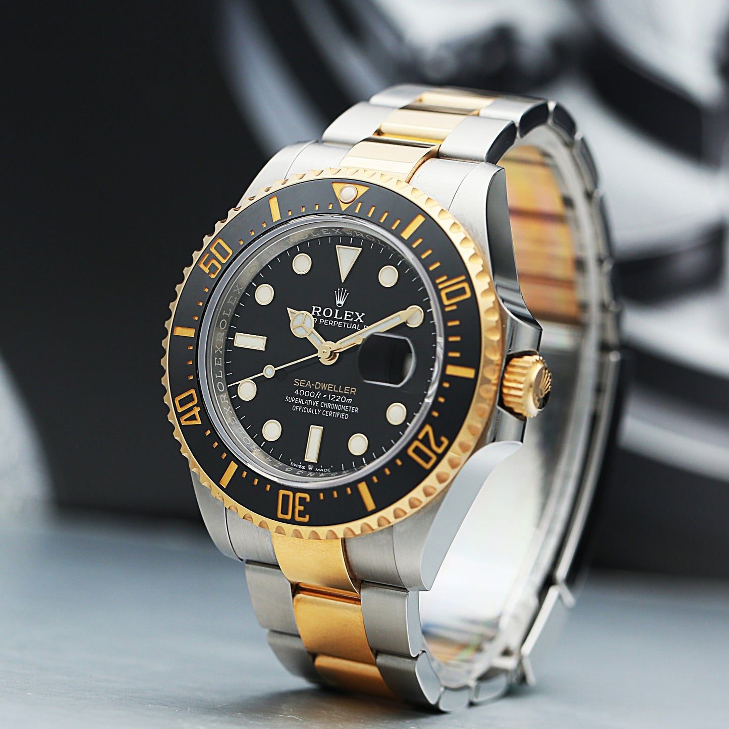 SeaDweller 126603LN 43mm Wrapped YG/SS Black/Dot KF VR3235